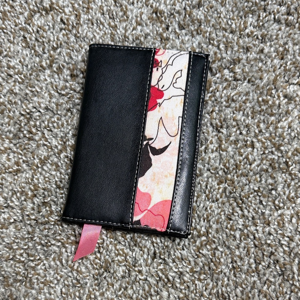Mary Kay Black and Pink Floral Wallet - Picture 1 of 4